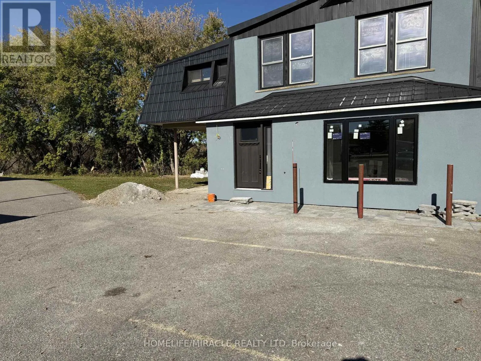 568 VICTORIA STREET