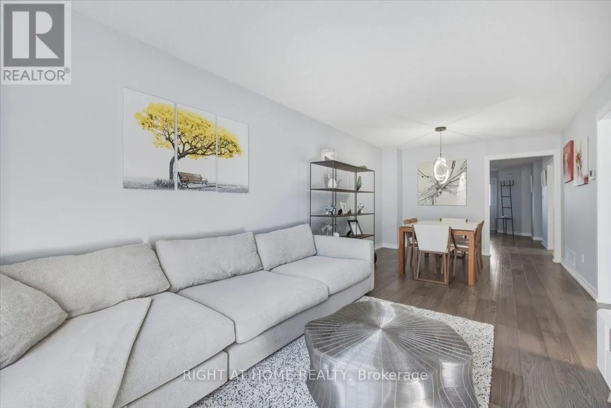31 SUNBIRD BOULEVARD