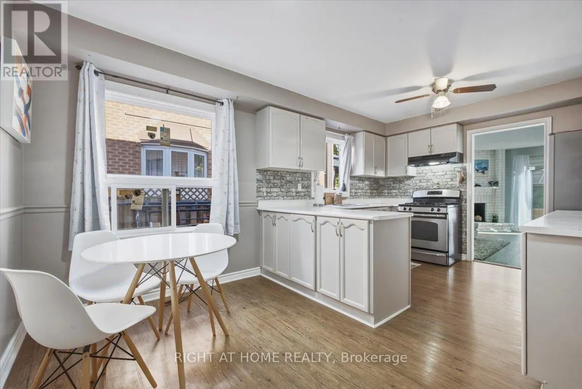 31 SUNBIRD BOULEVARD