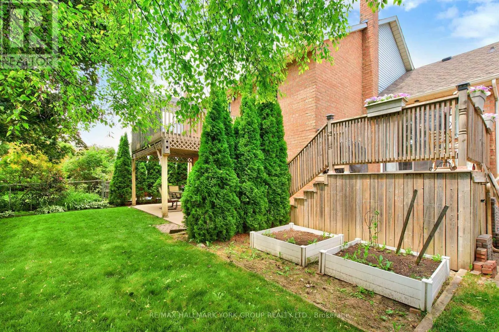 263 JOHN BOWSER CRESCENT