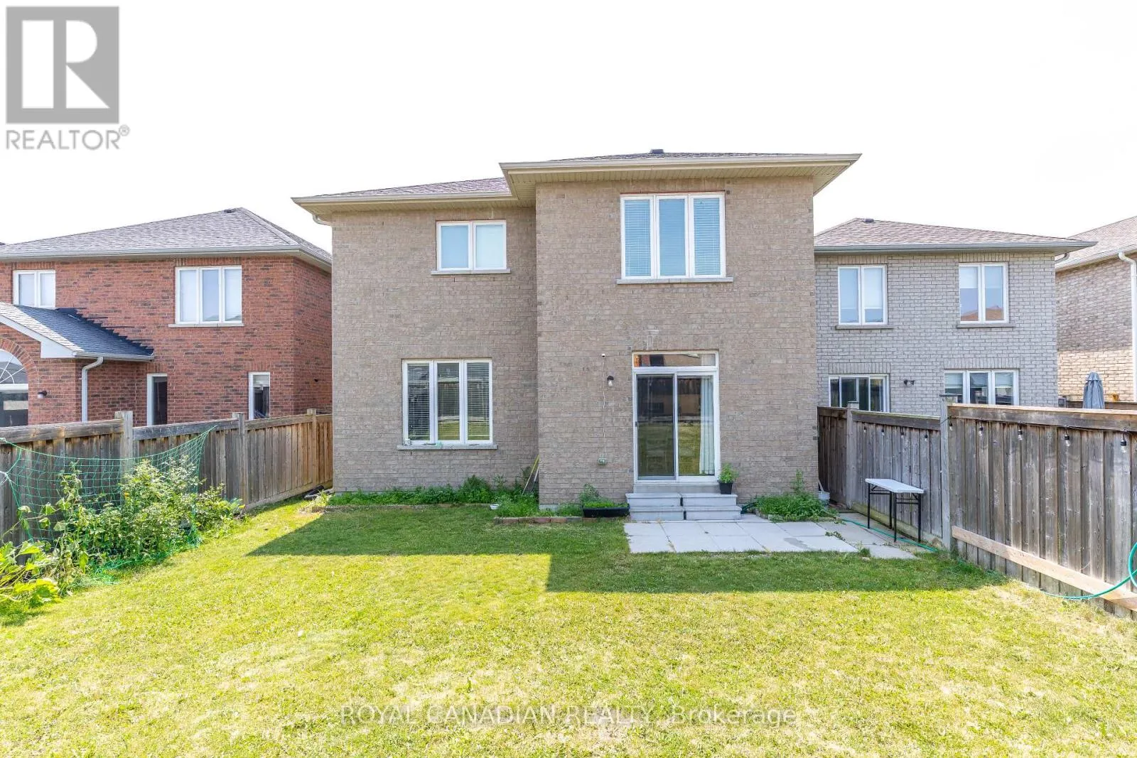 213 RICHARDSON CRESCENT