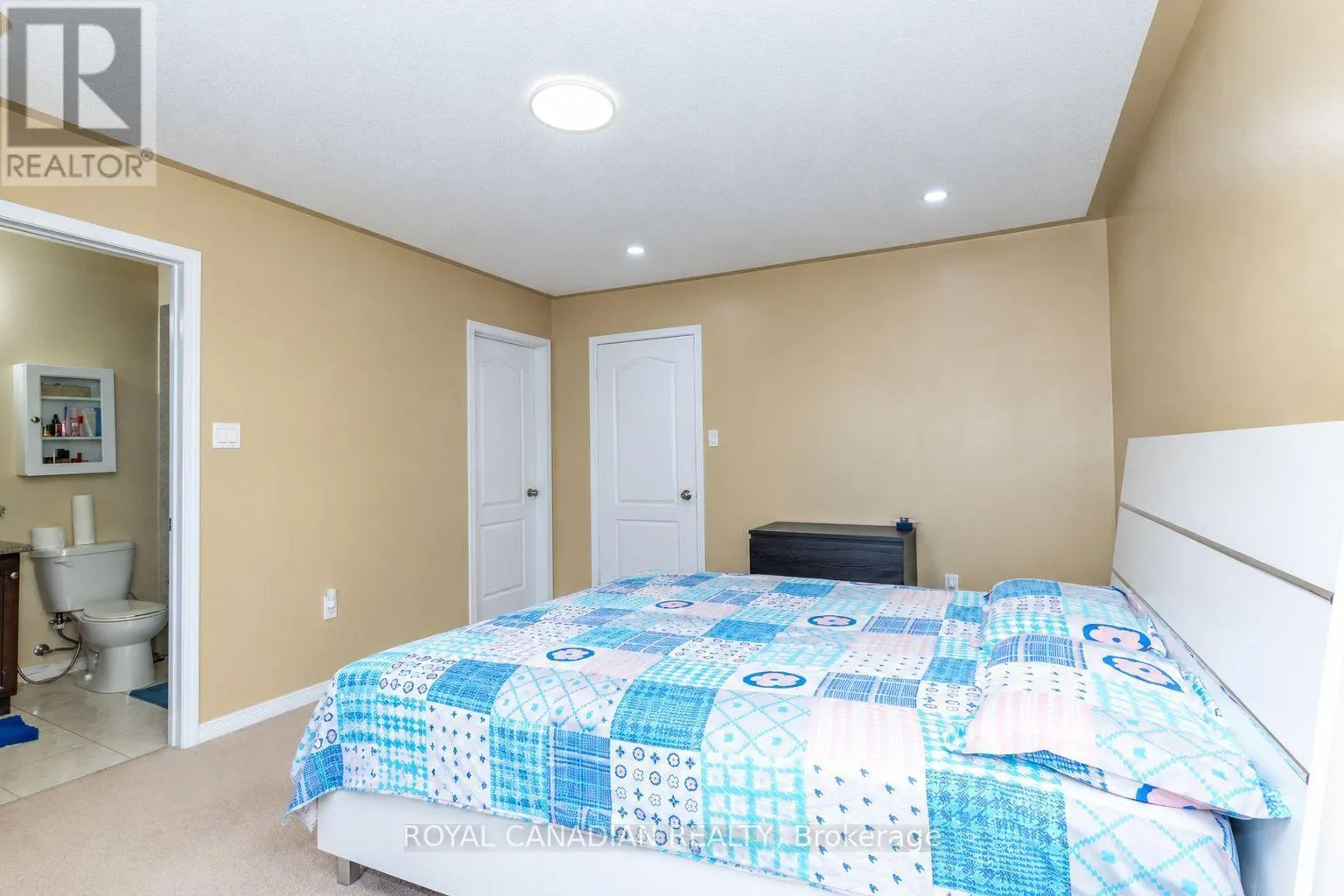 213 RICHARDSON CRESCENT