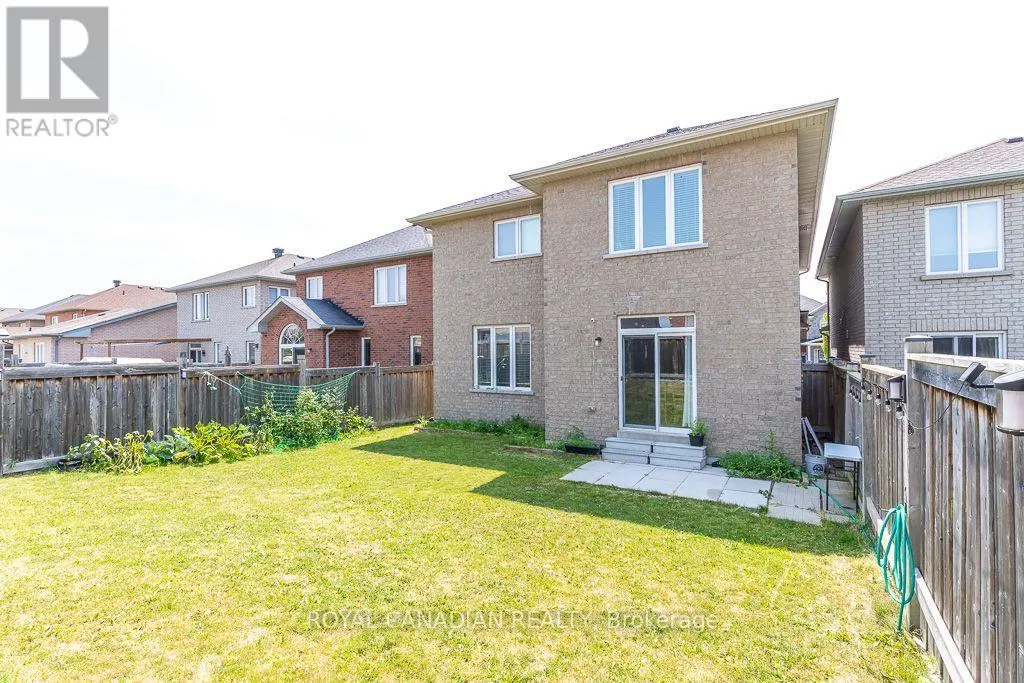 213 RICHARDSON CRESCENT