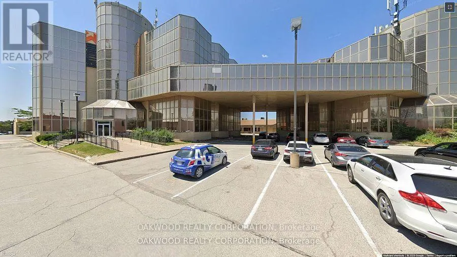 TB 203 - 8000 JANE STREET