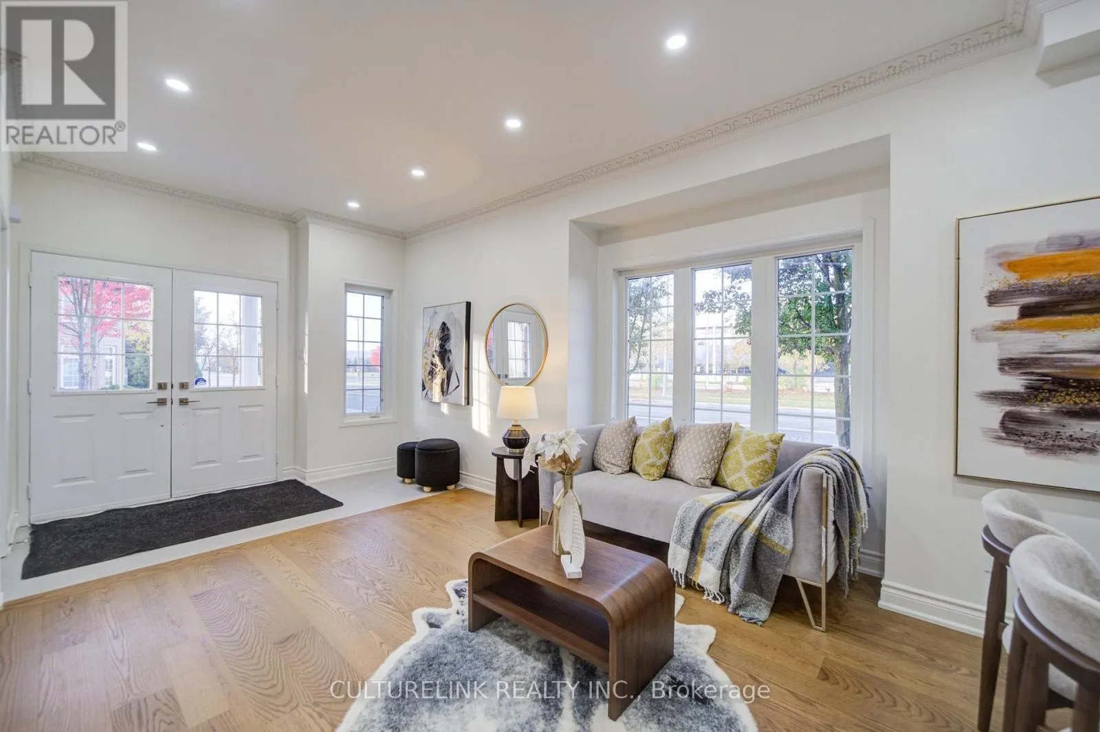 2 HARTWELL PLACE