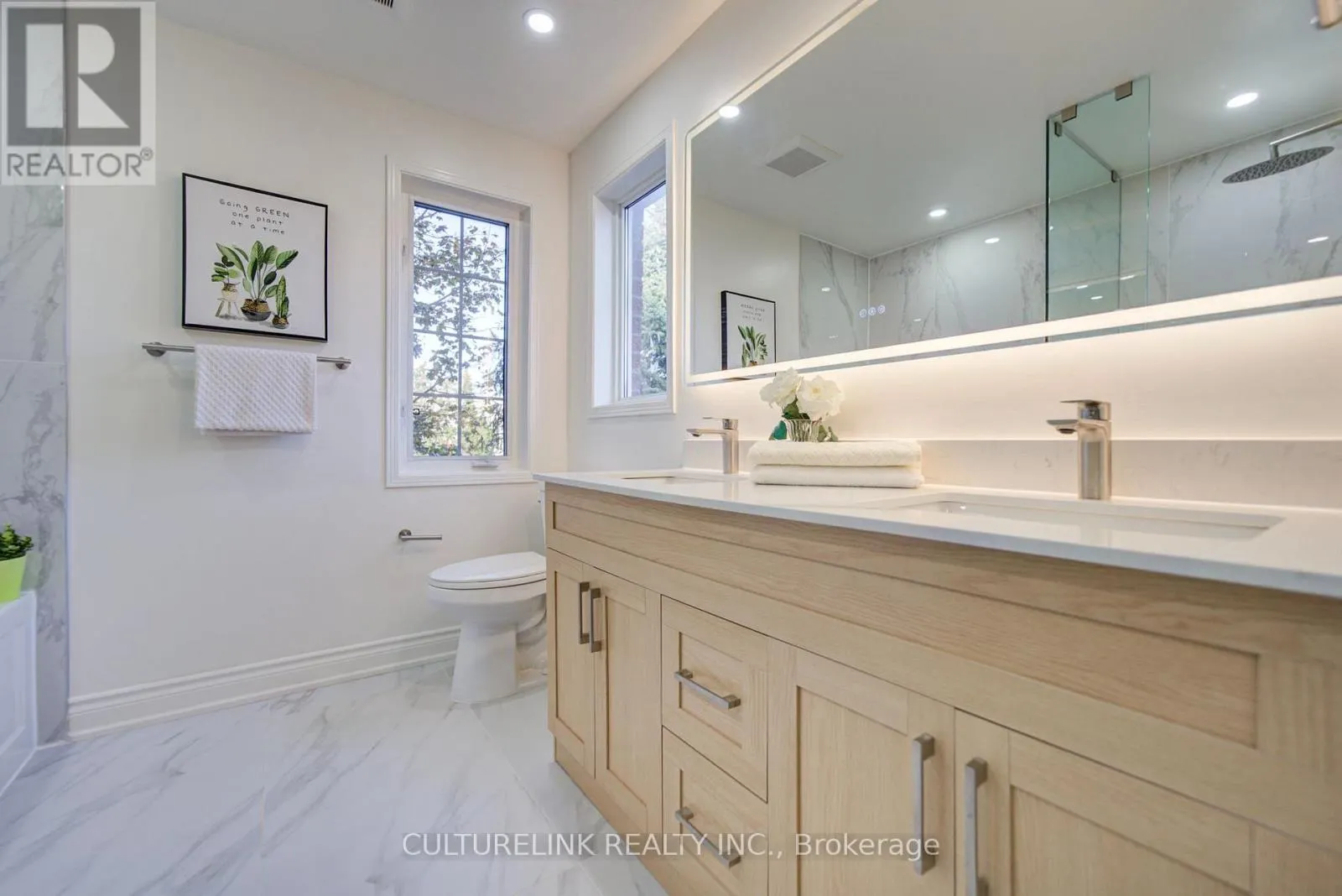 2 HARTWELL PLACE