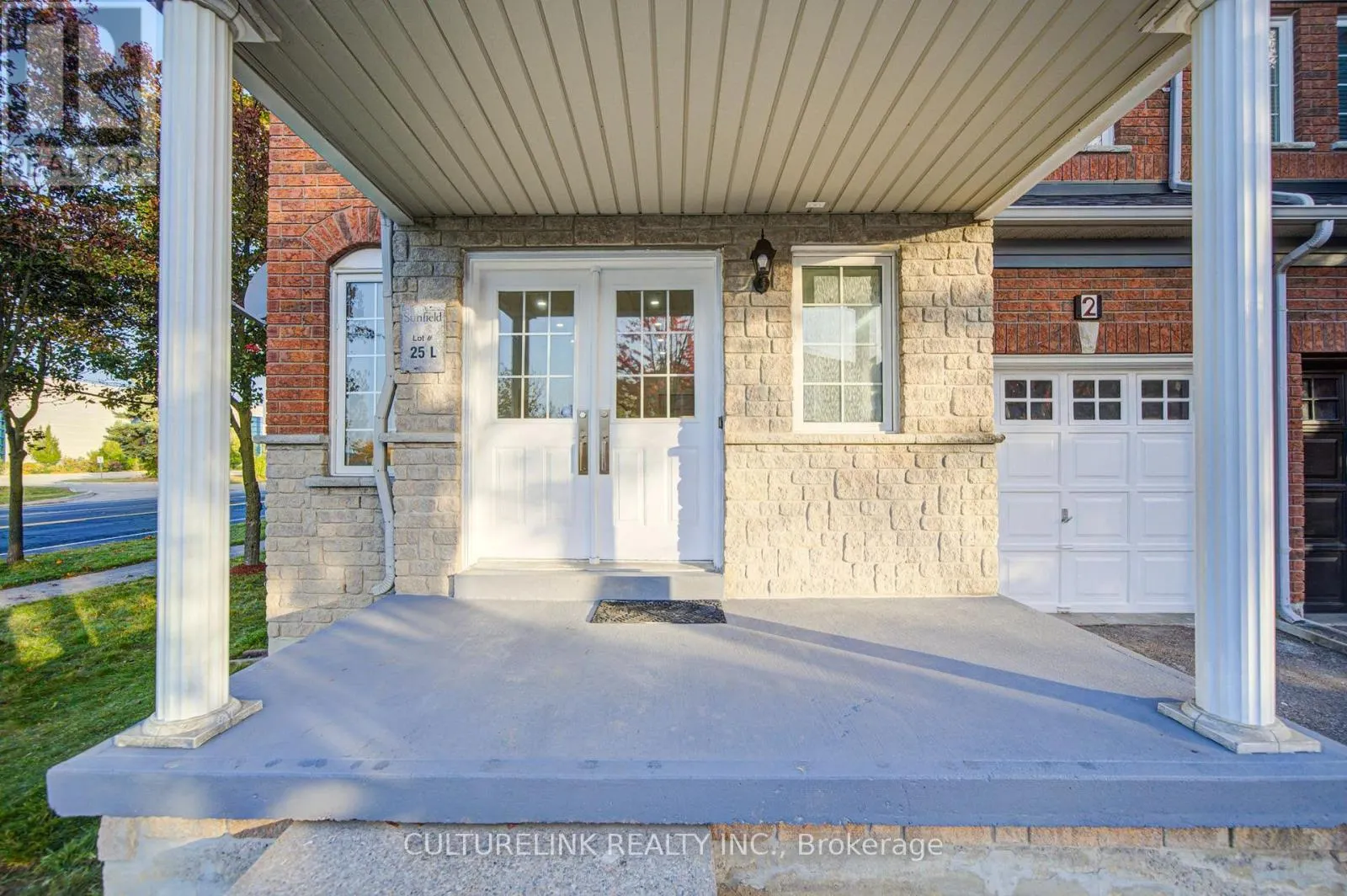 2 HARTWELL PLACE