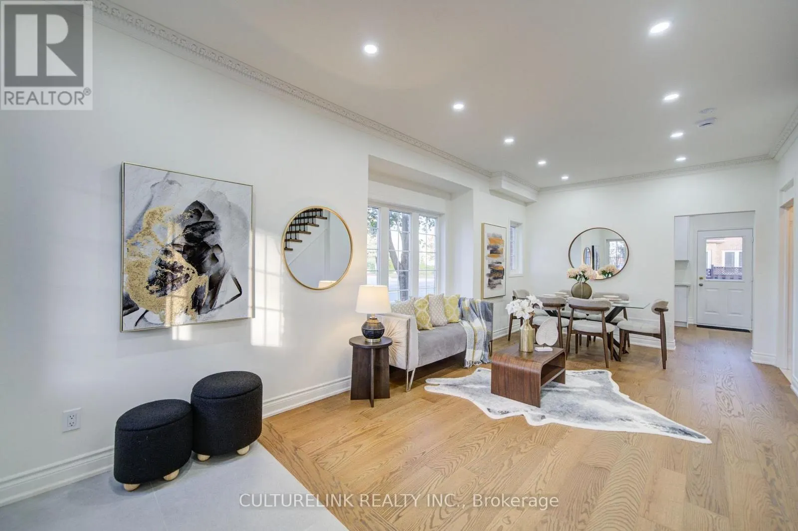 2 HARTWELL PLACE