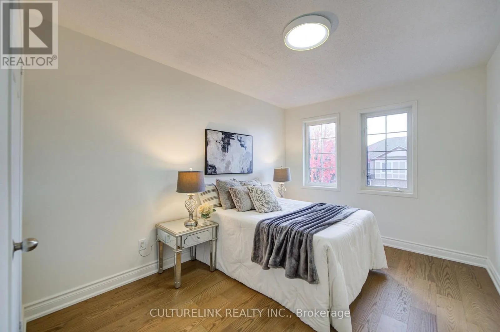 2 HARTWELL PLACE