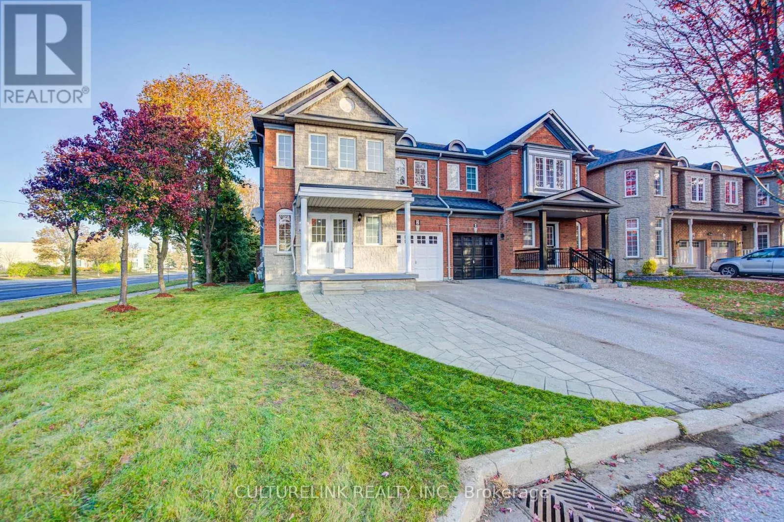2 HARTWELL PLACE