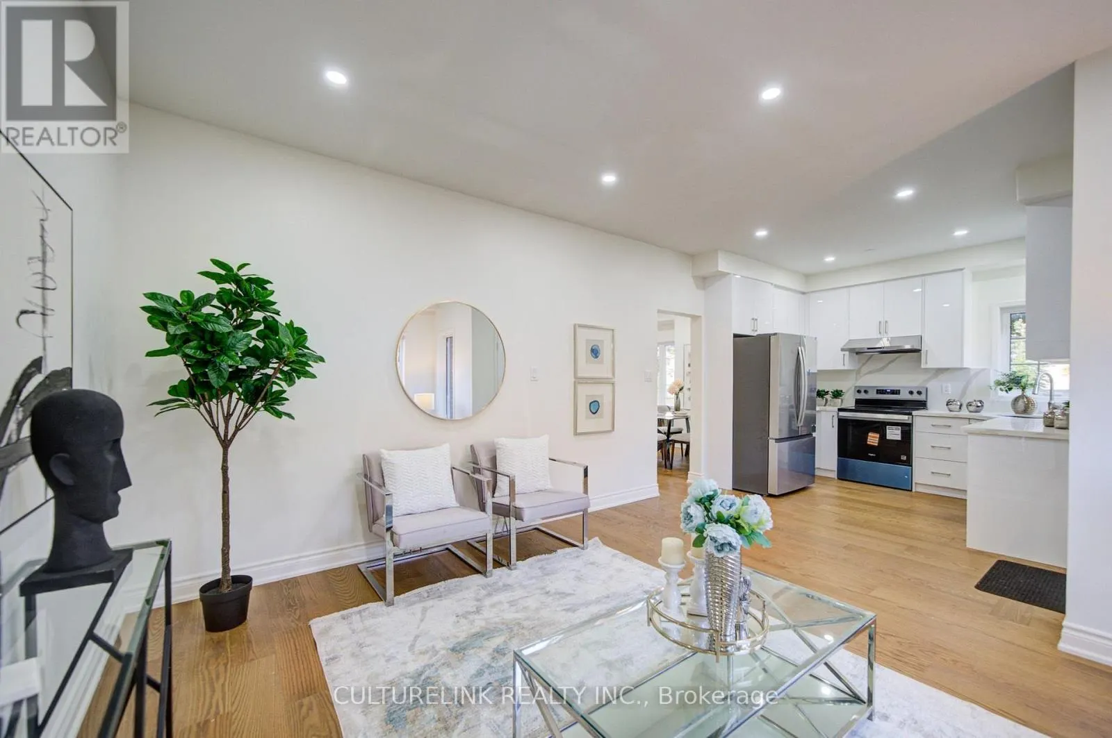 2 HARTWELL PLACE