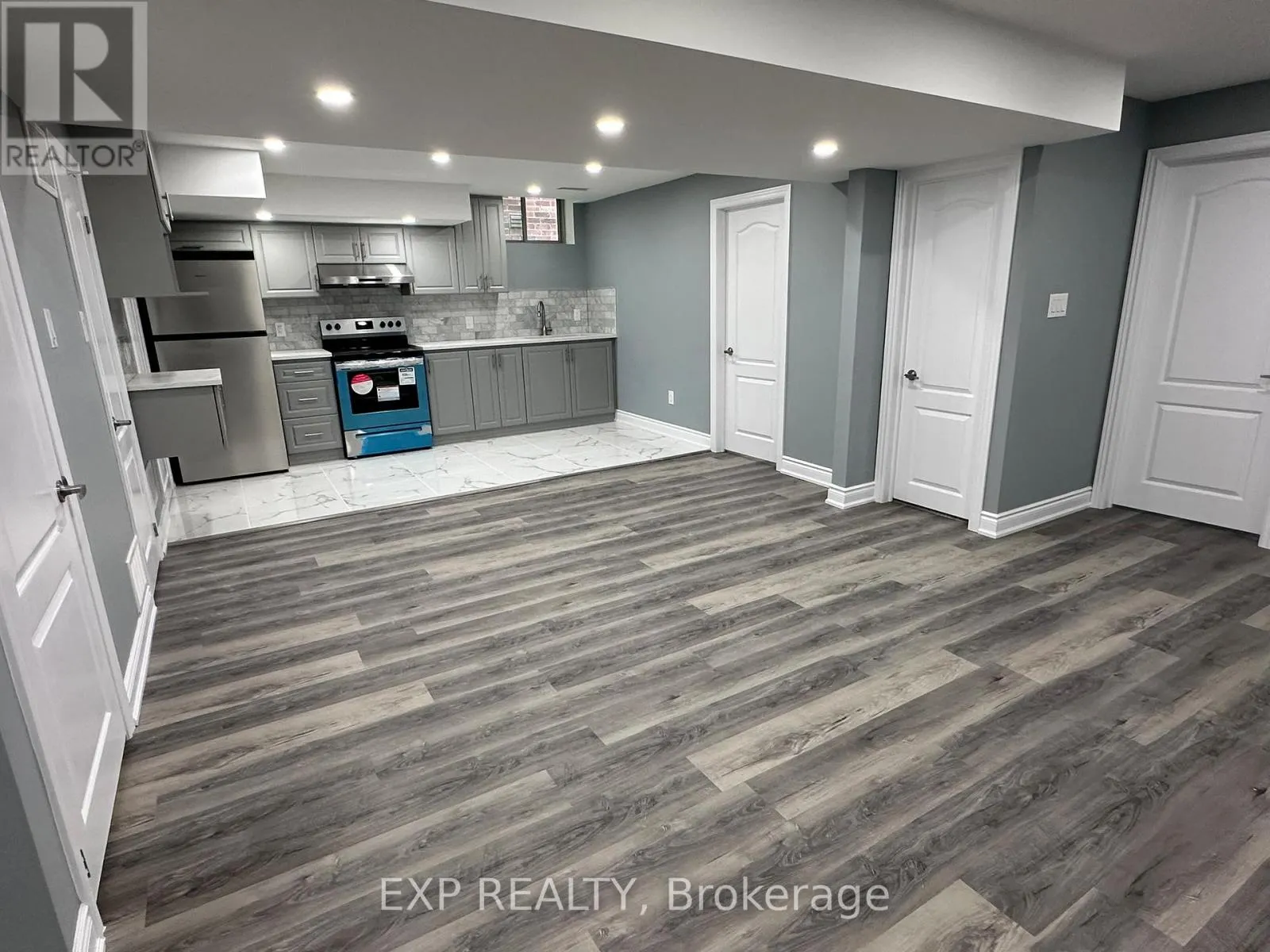 31 LORNE THOMAS PLACE