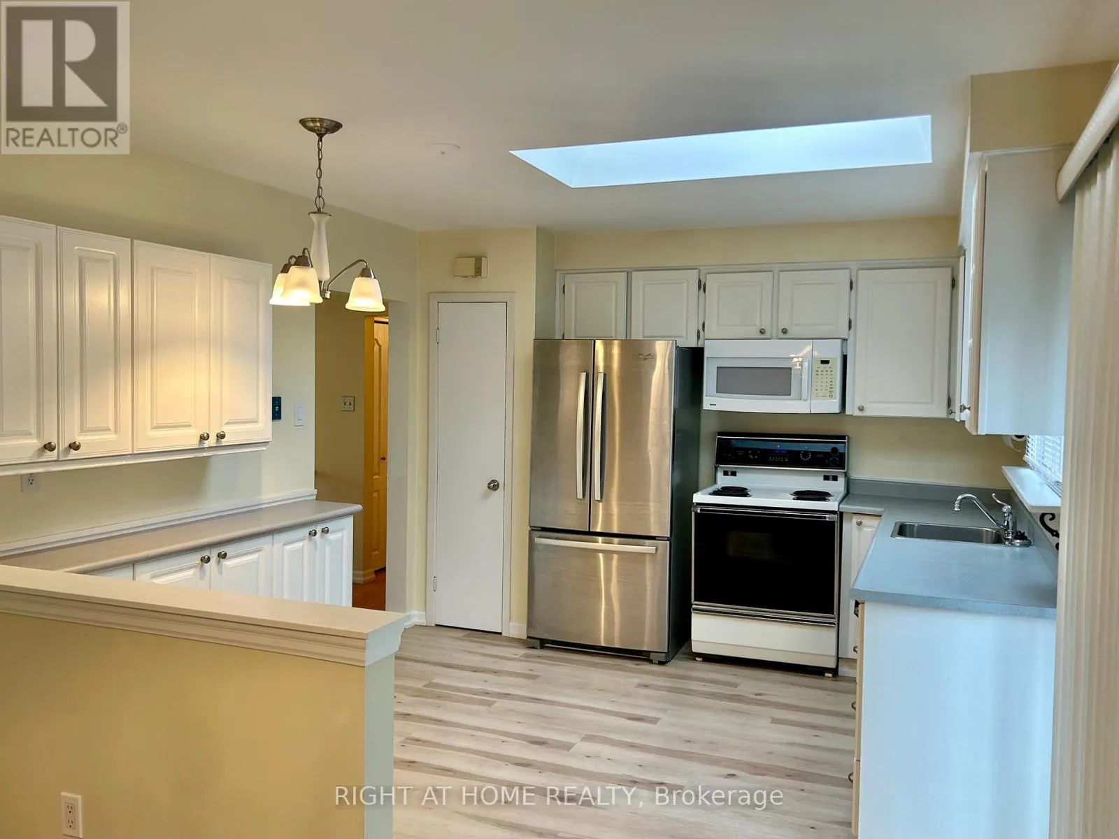 94 SOUTHDALE DRIVE