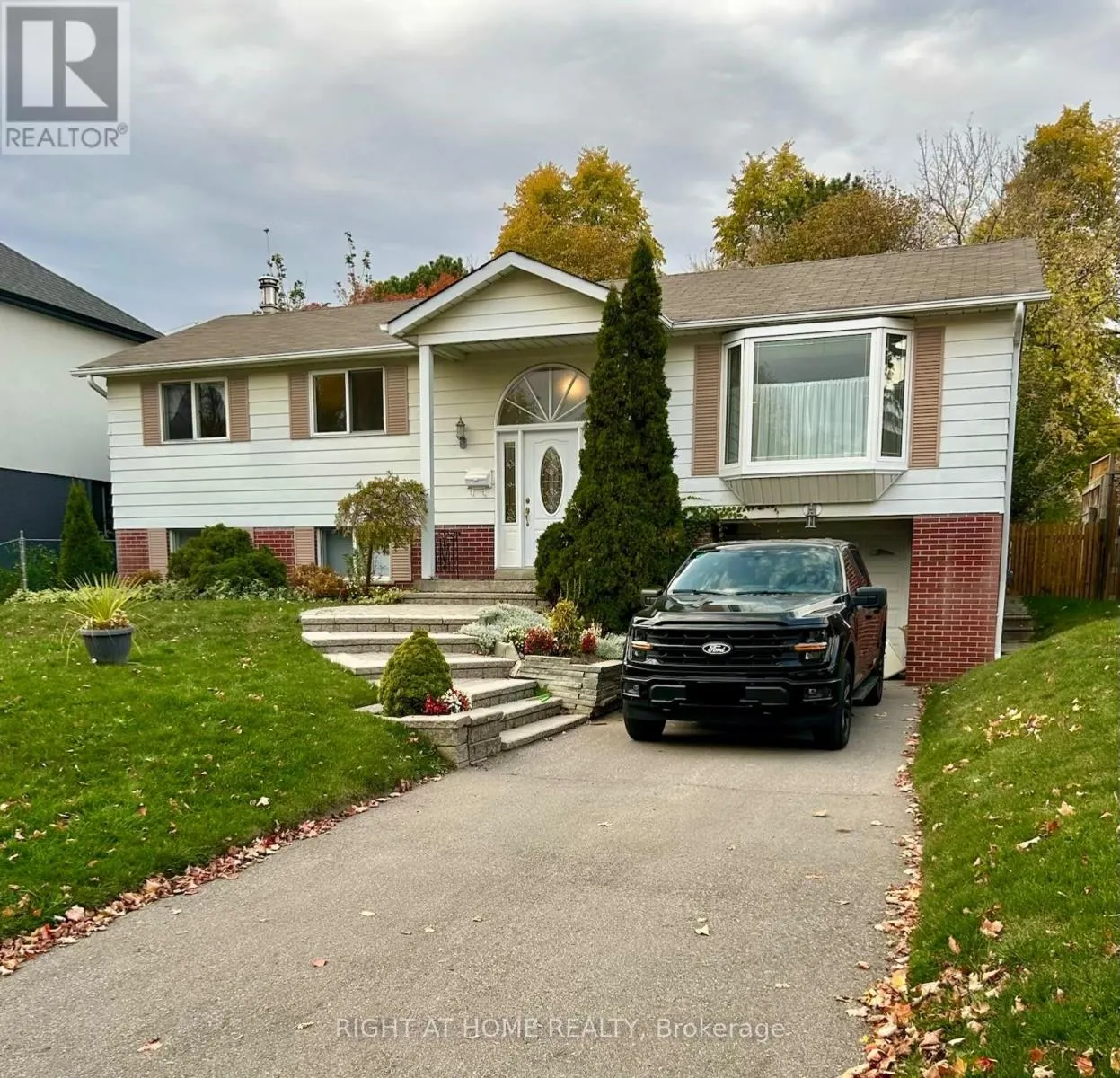 94 SOUTHDALE DRIVE