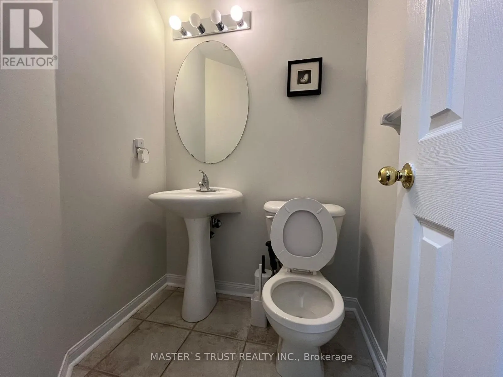 40 - 100 ELGIN MILLS ROAD W