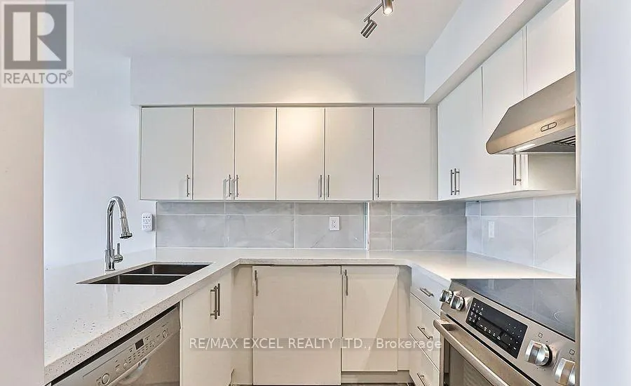 309 - 9 CHALMERS ROAD