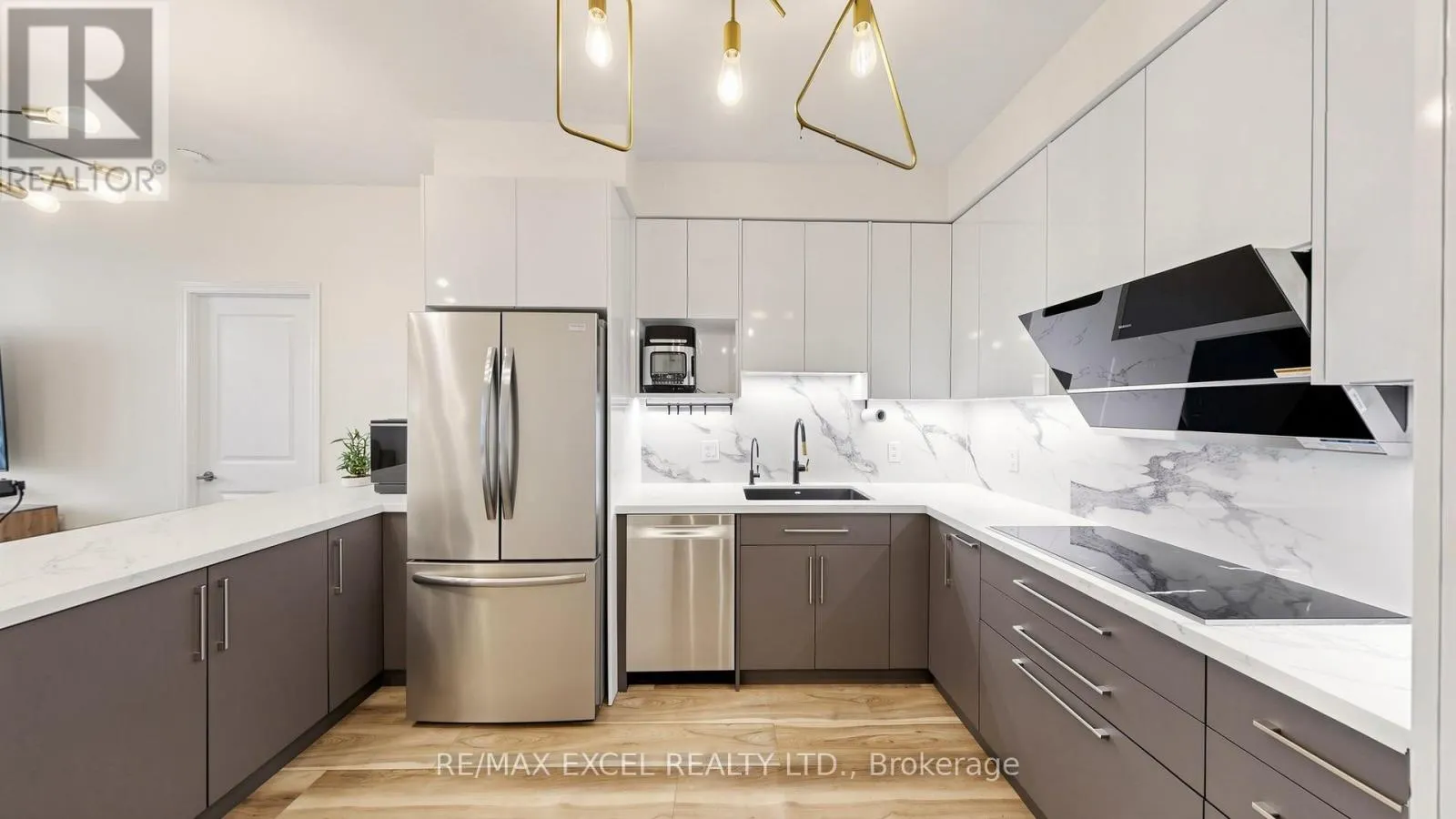 312 - 325 SOUTH PARK ROAD