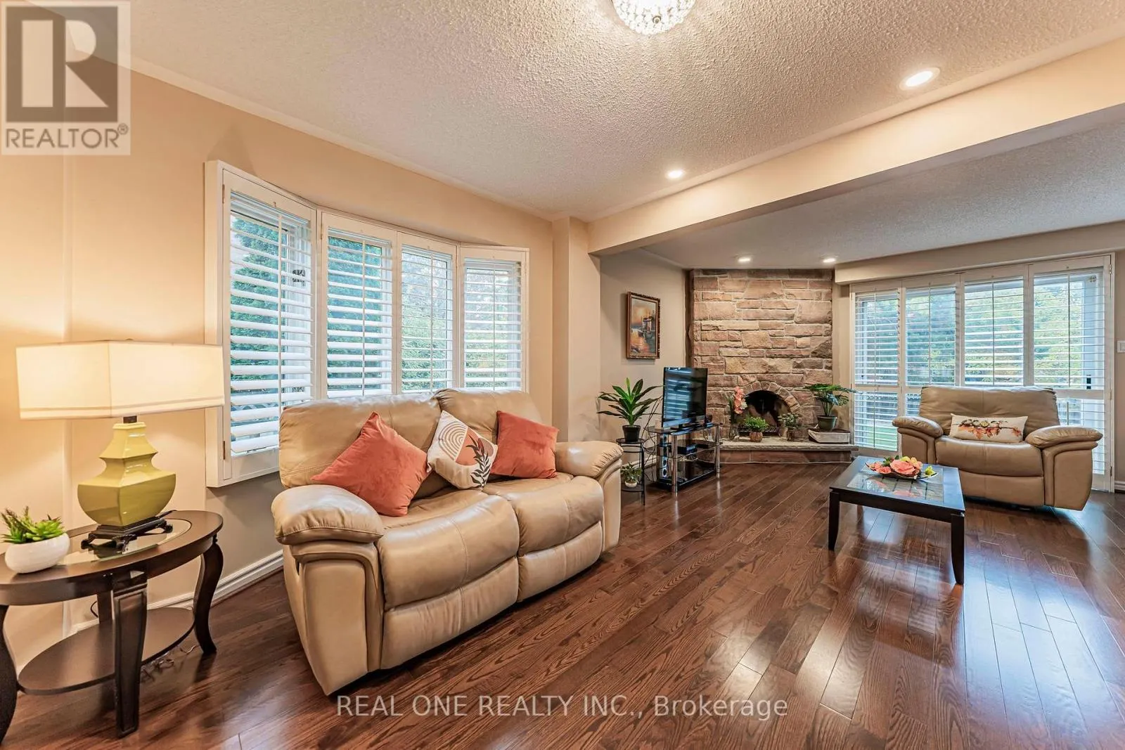 45 JOHN BUTTON BOULEVARD