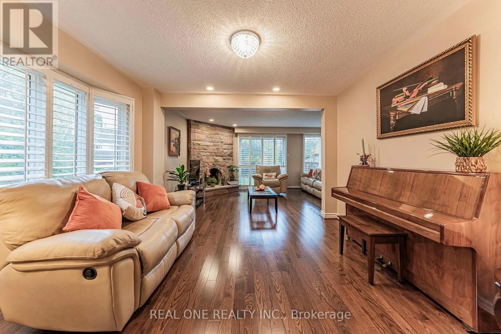 45 JOHN BUTTON BOULEVARD