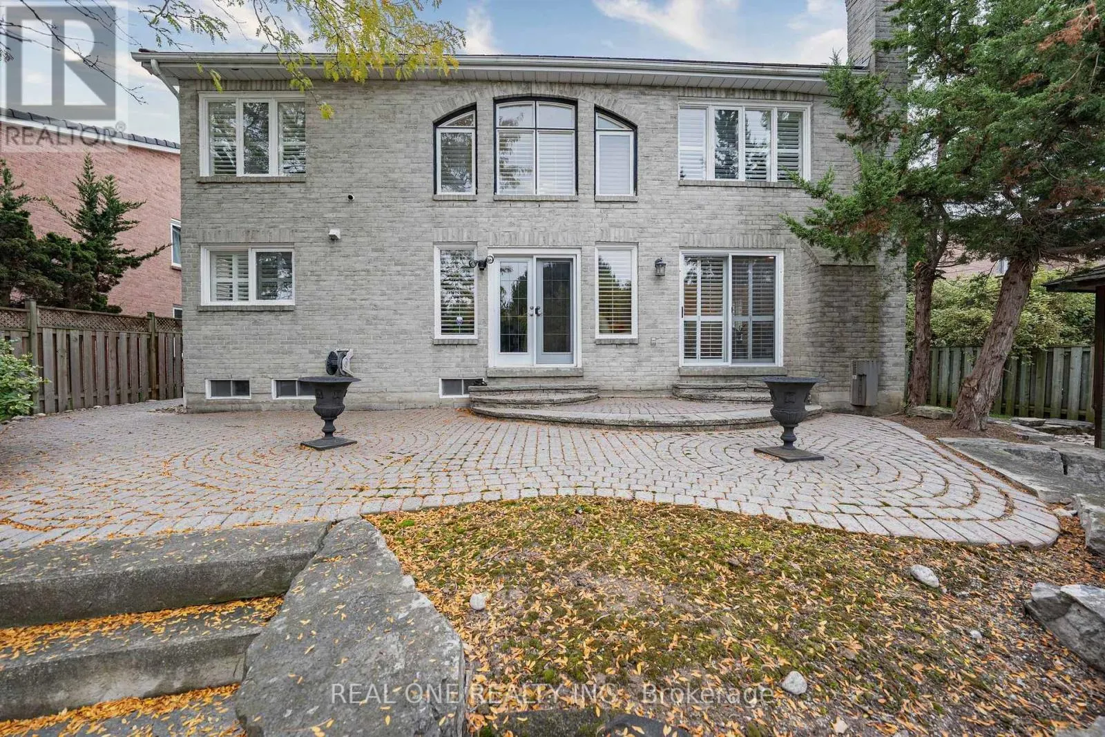 45 JOHN BUTTON BOULEVARD