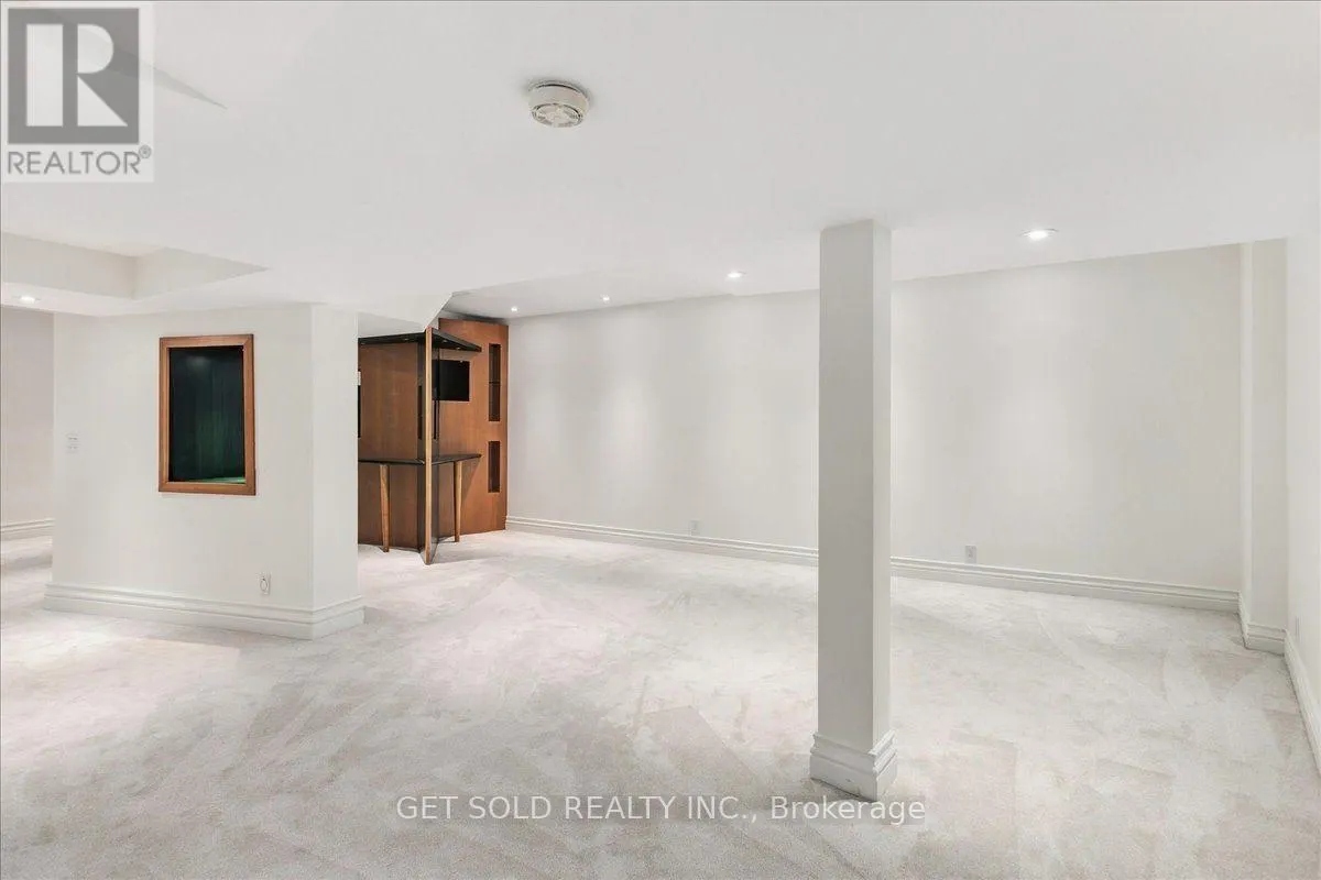 76 SILVER FOX PLACE
