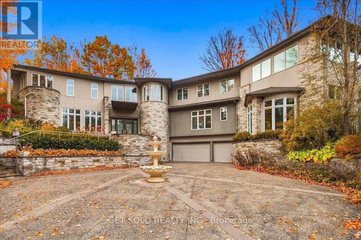 76 SILVER FOX PLACE