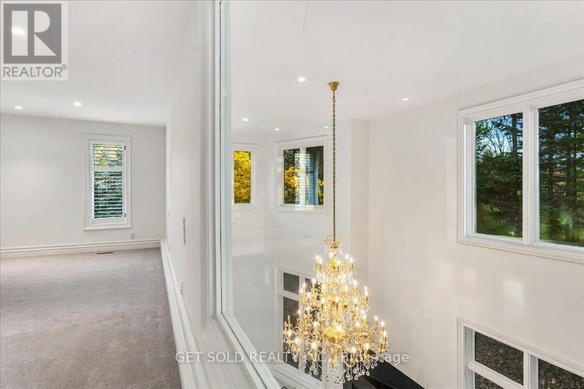 76 SILVER FOX PLACE