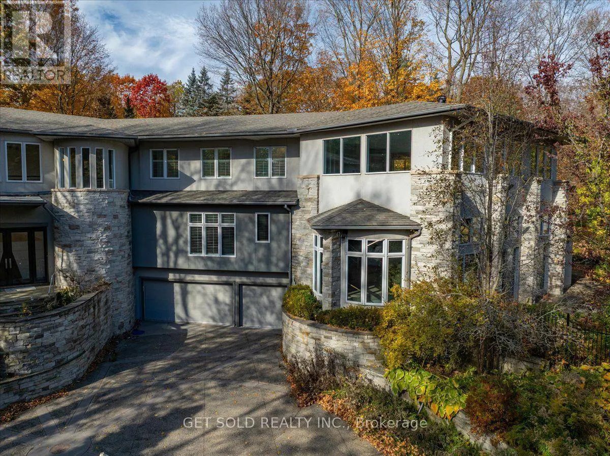 76 SILVER FOX PLACE