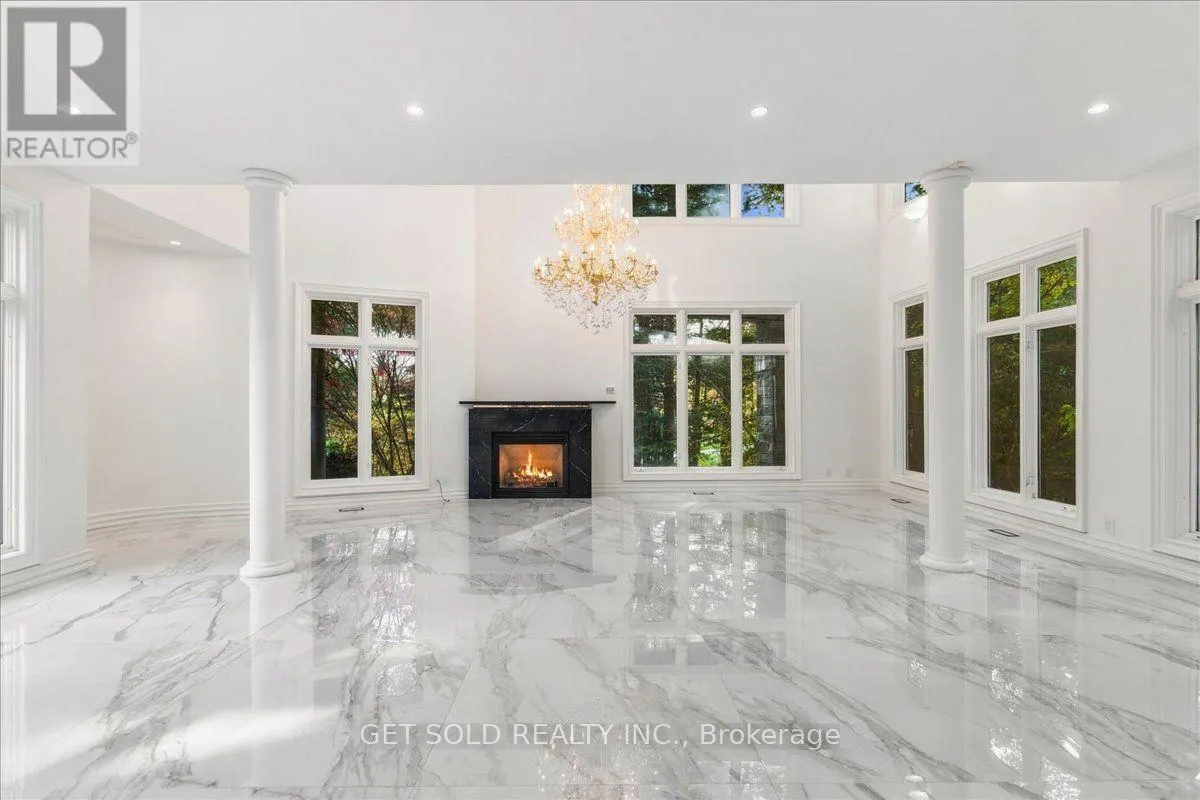 76 SILVER FOX PLACE