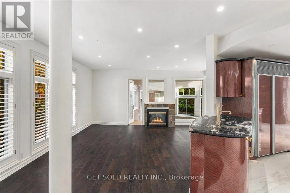 76 SILVER FOX PLACE