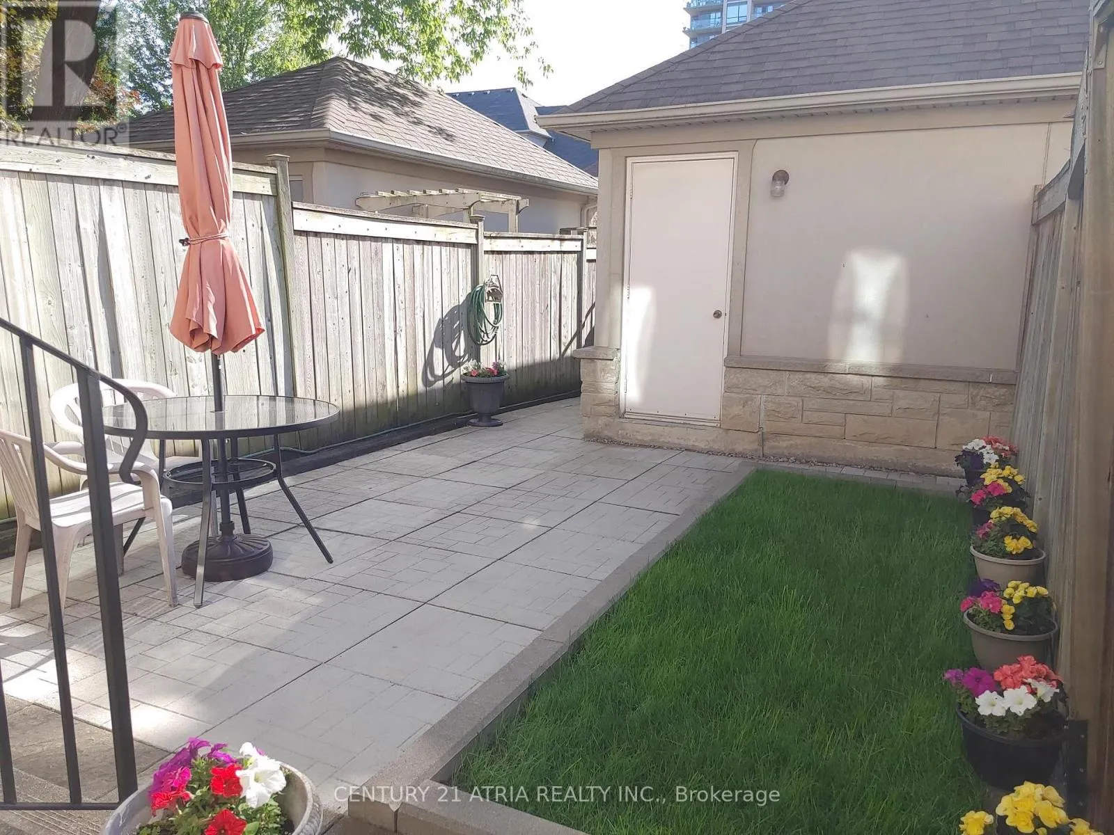 76 ELLESMERE STREET