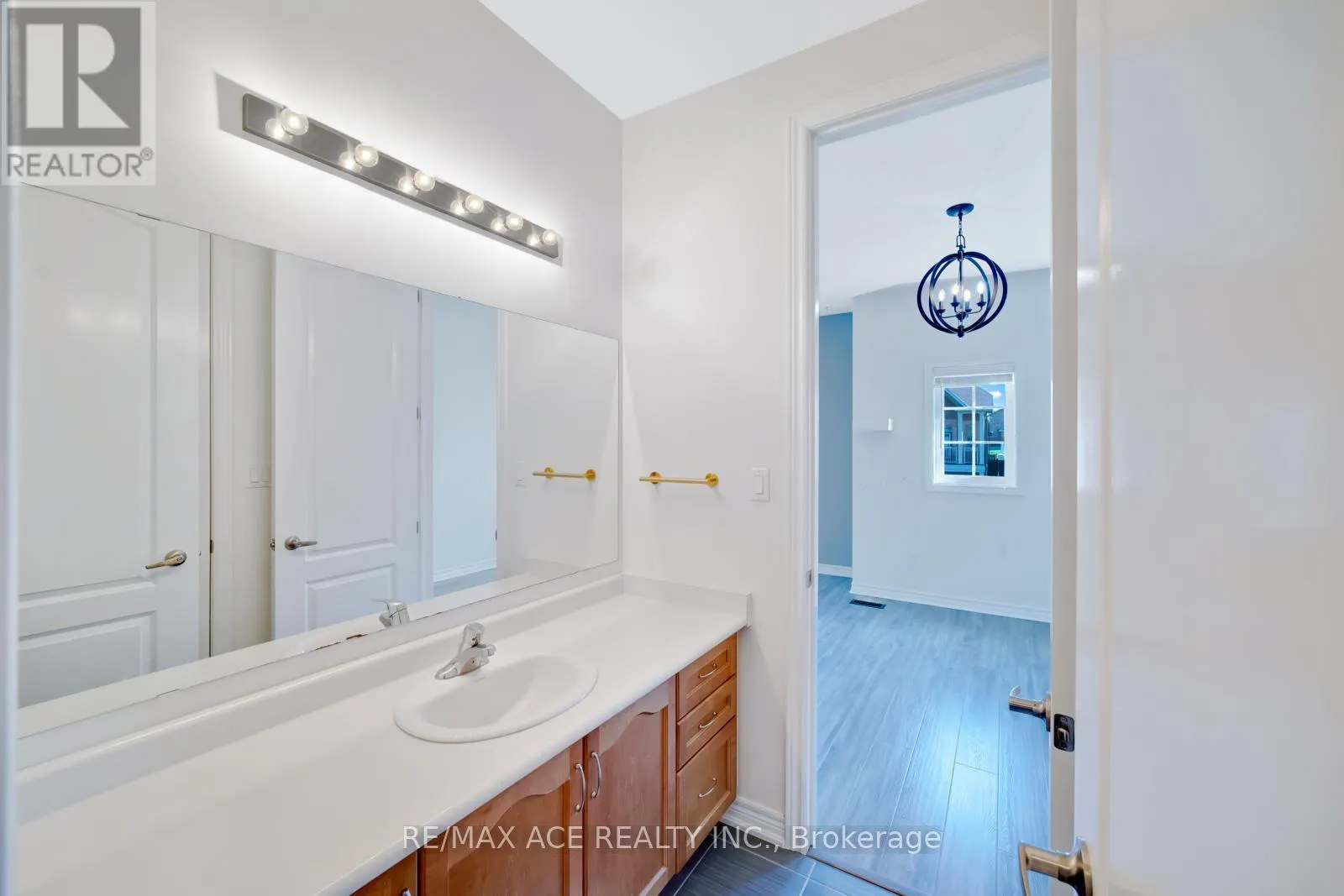 15 BELL AVENUE
