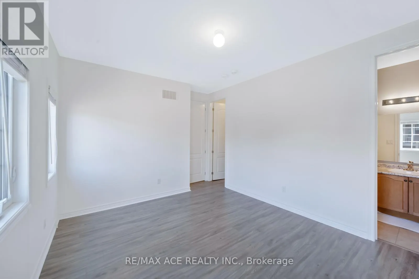 15 BELL AVENUE