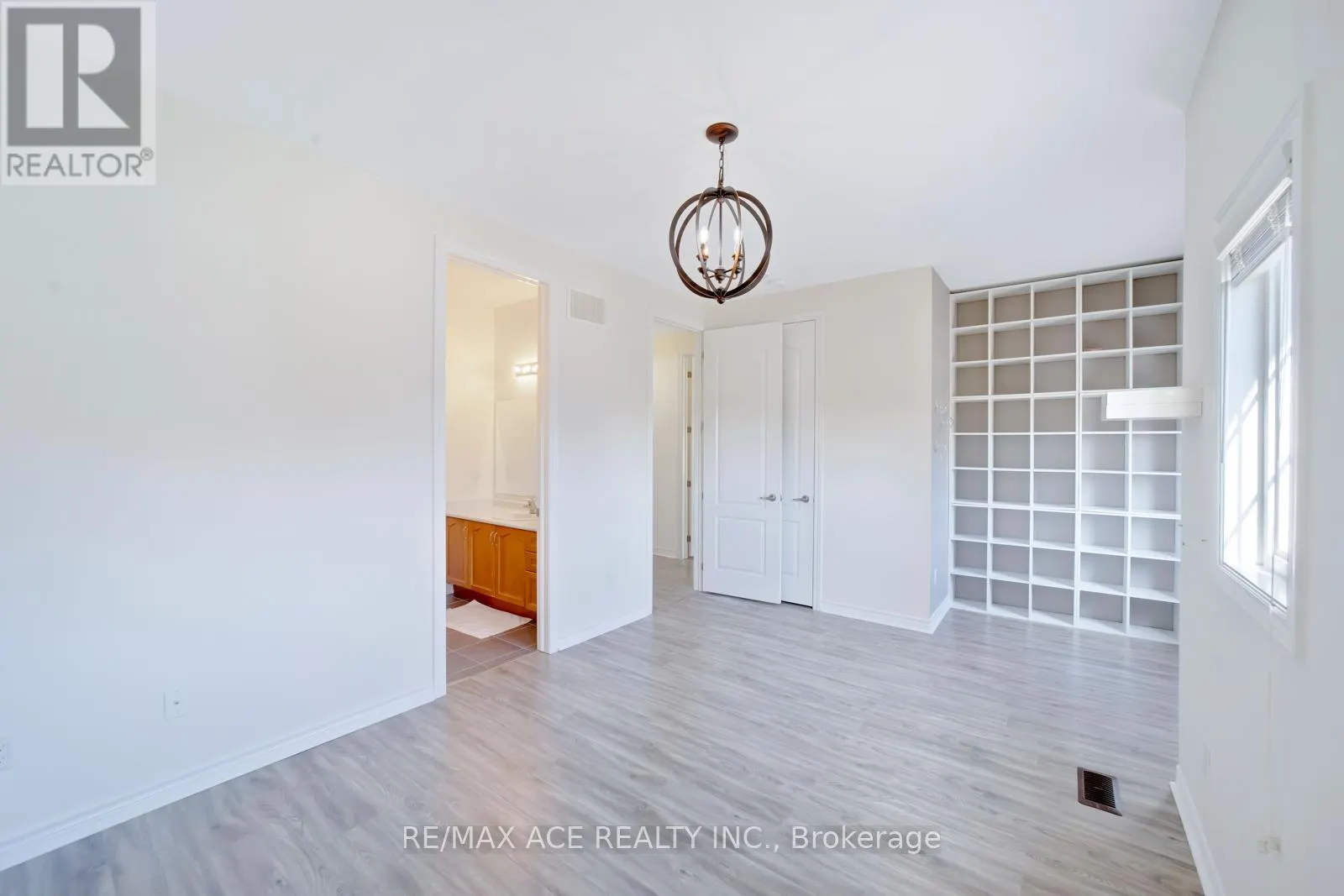 15 BELL AVENUE