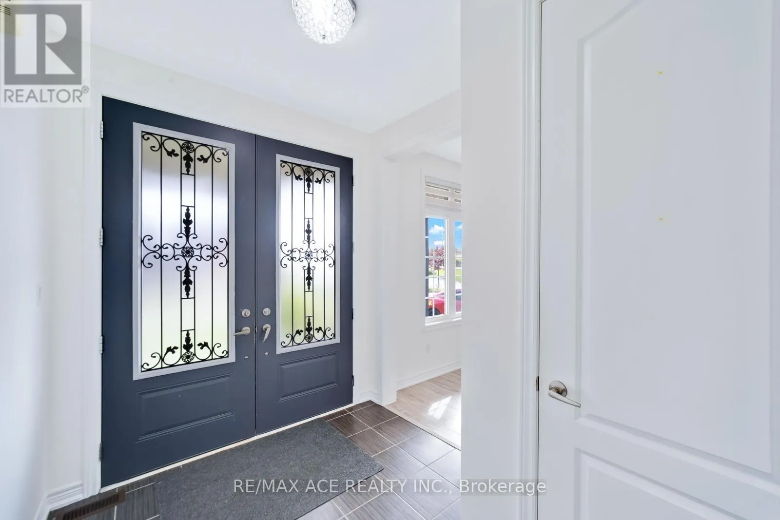 15 BELL AVENUE