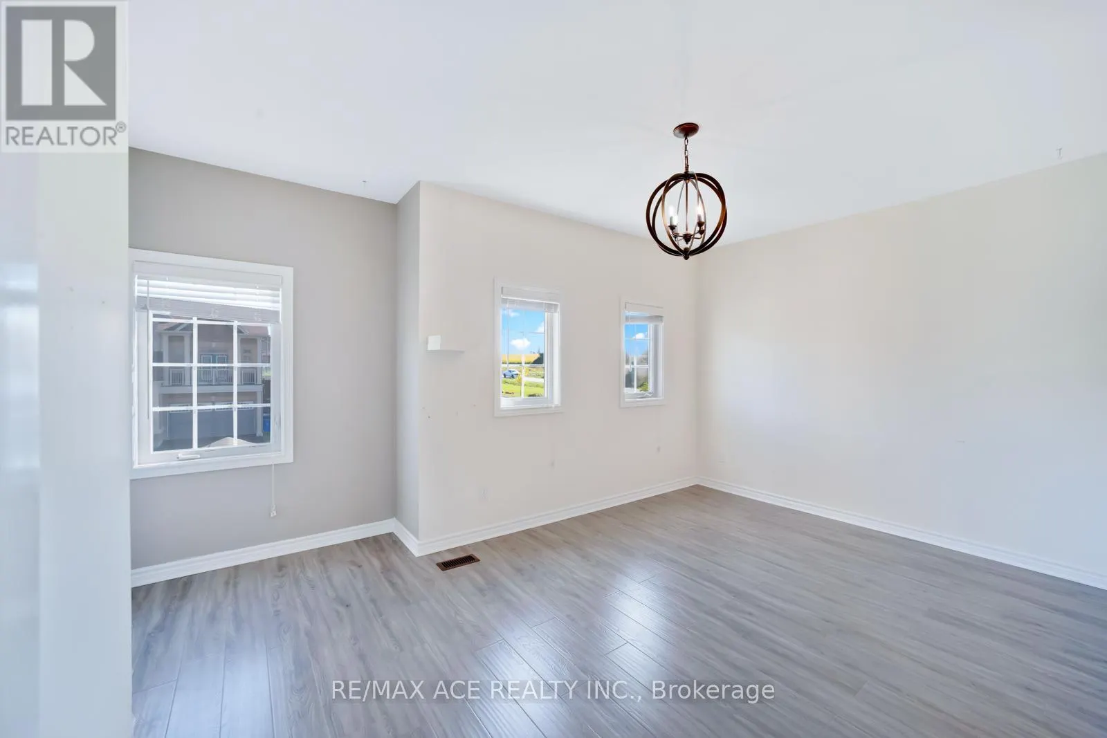 15 BELL AVENUE
