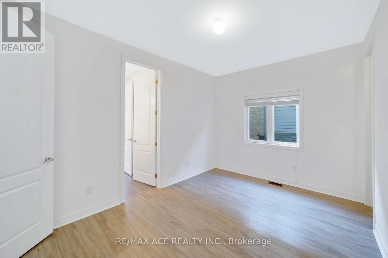 15 BELL AVENUE