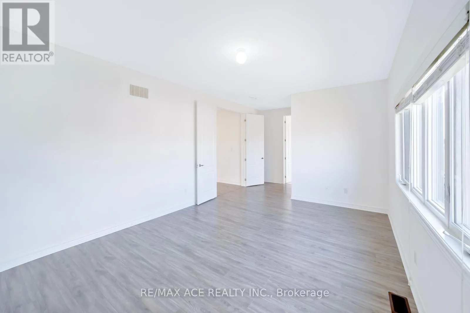 15 BELL AVENUE