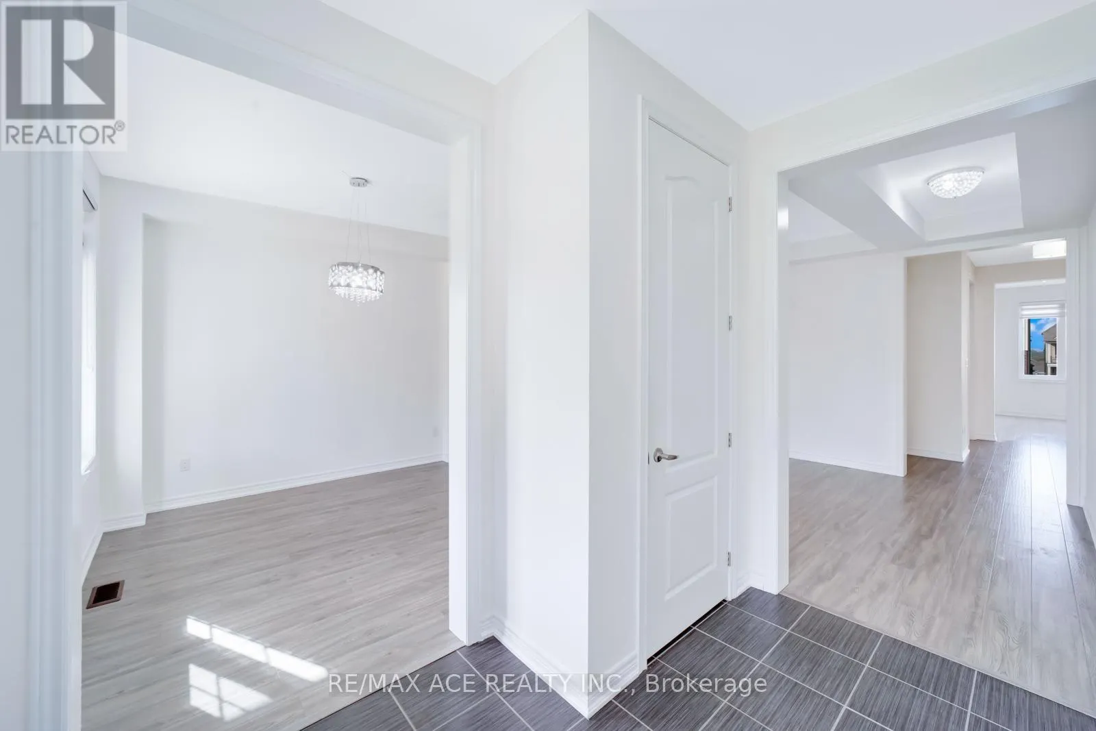 15 BELL AVENUE