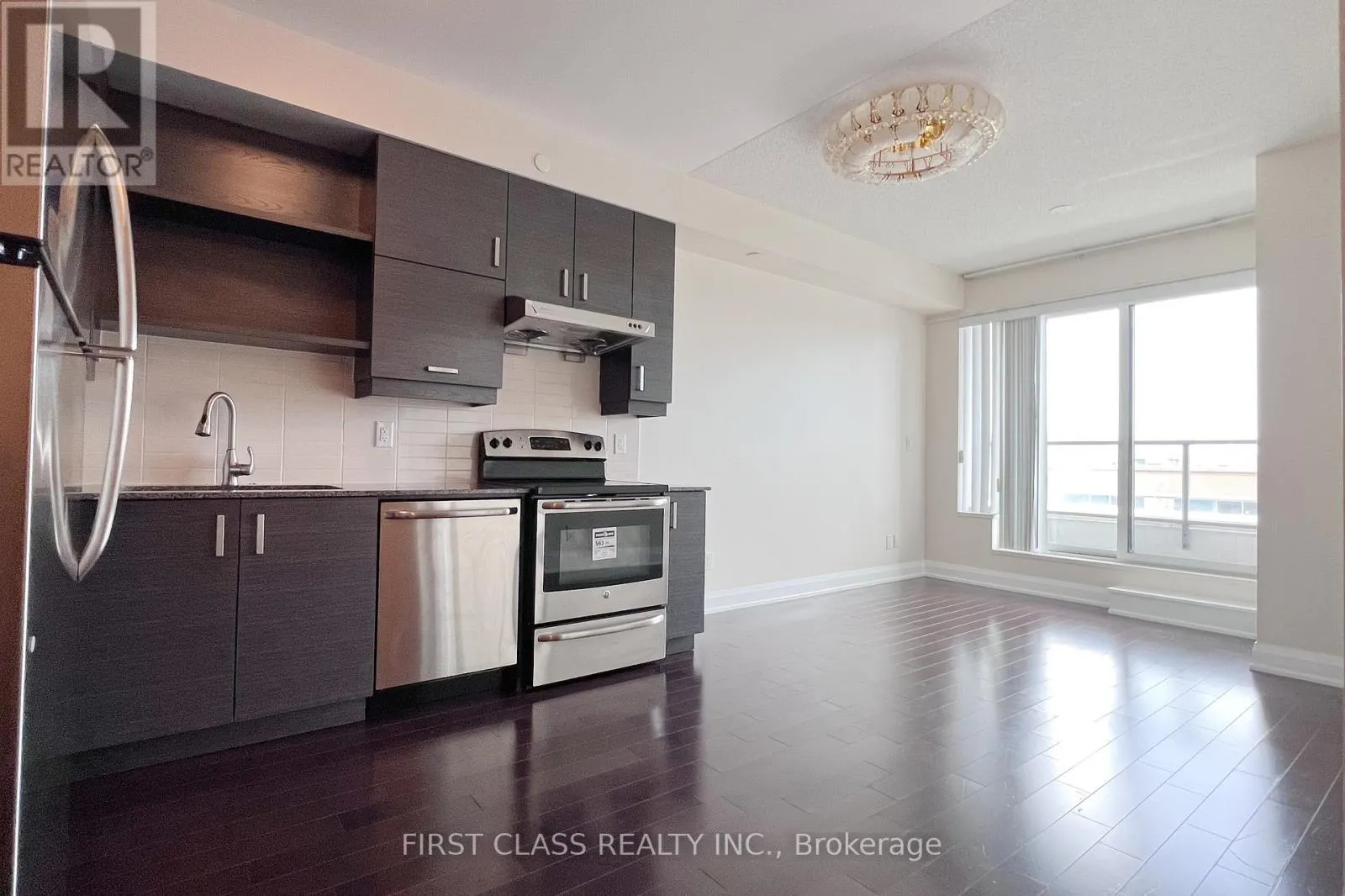 315 - 8200 BIRCHMOUNT ROAD