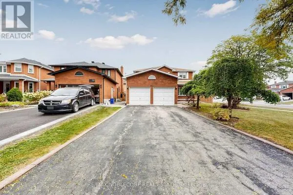 162 VENETIAN CRESCENT