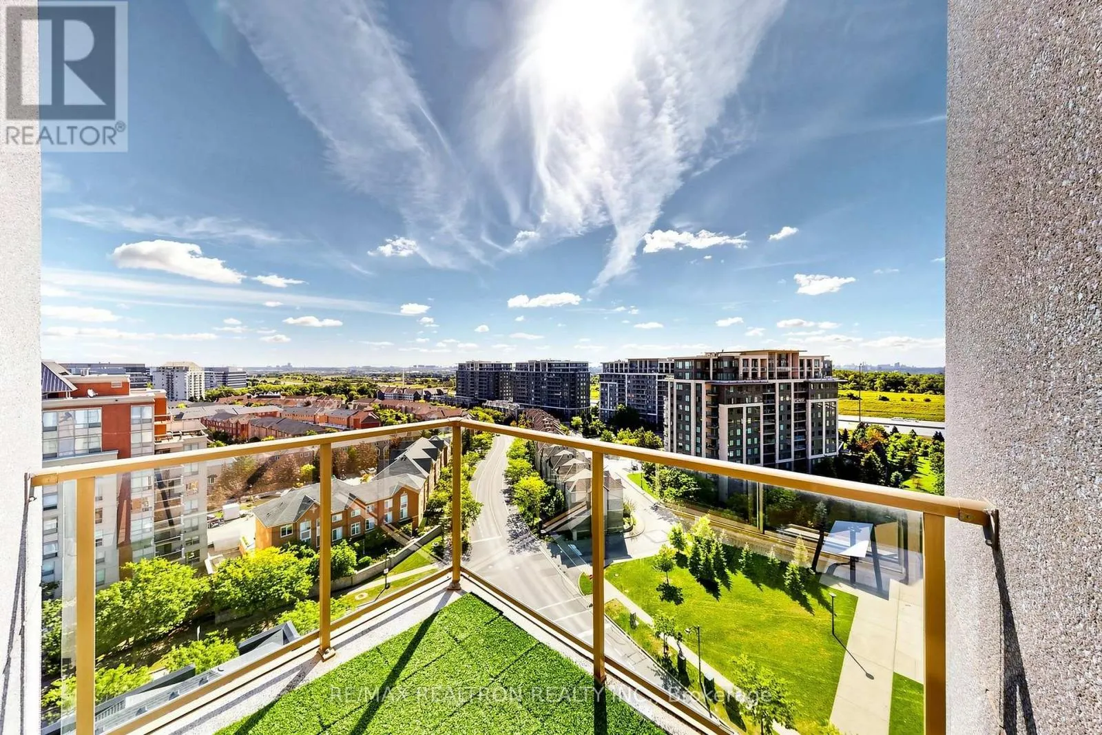 UPH3 - 39 GALLERIA PARKWAY