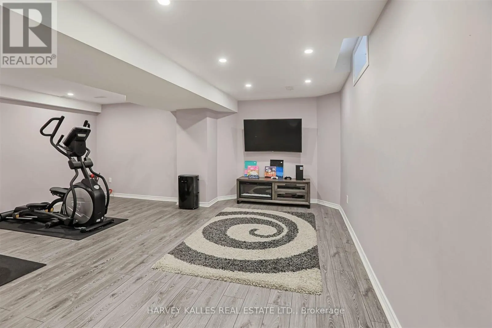 36 CANYON GATE CRESCENT