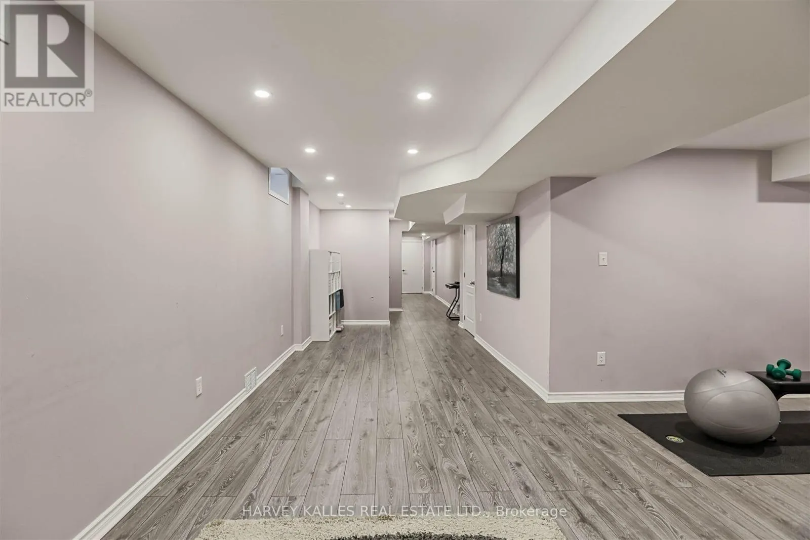 36 CANYON GATE CRESCENT