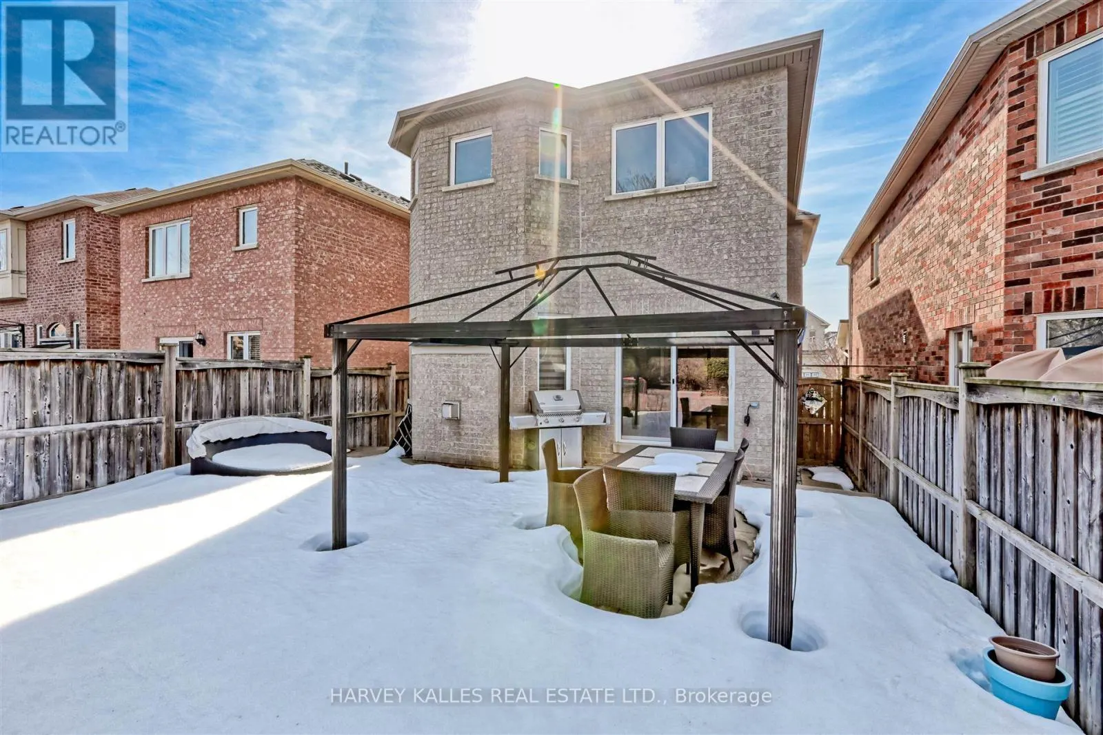 36 CANYON GATE CRESCENT