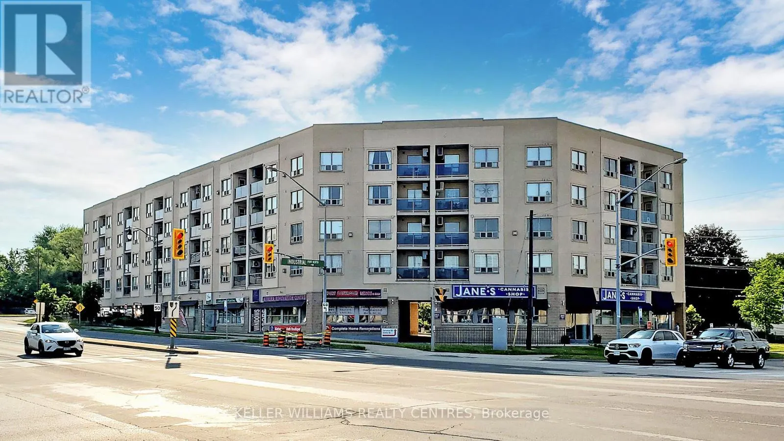 417 - 160 WELLINGTON STREET E