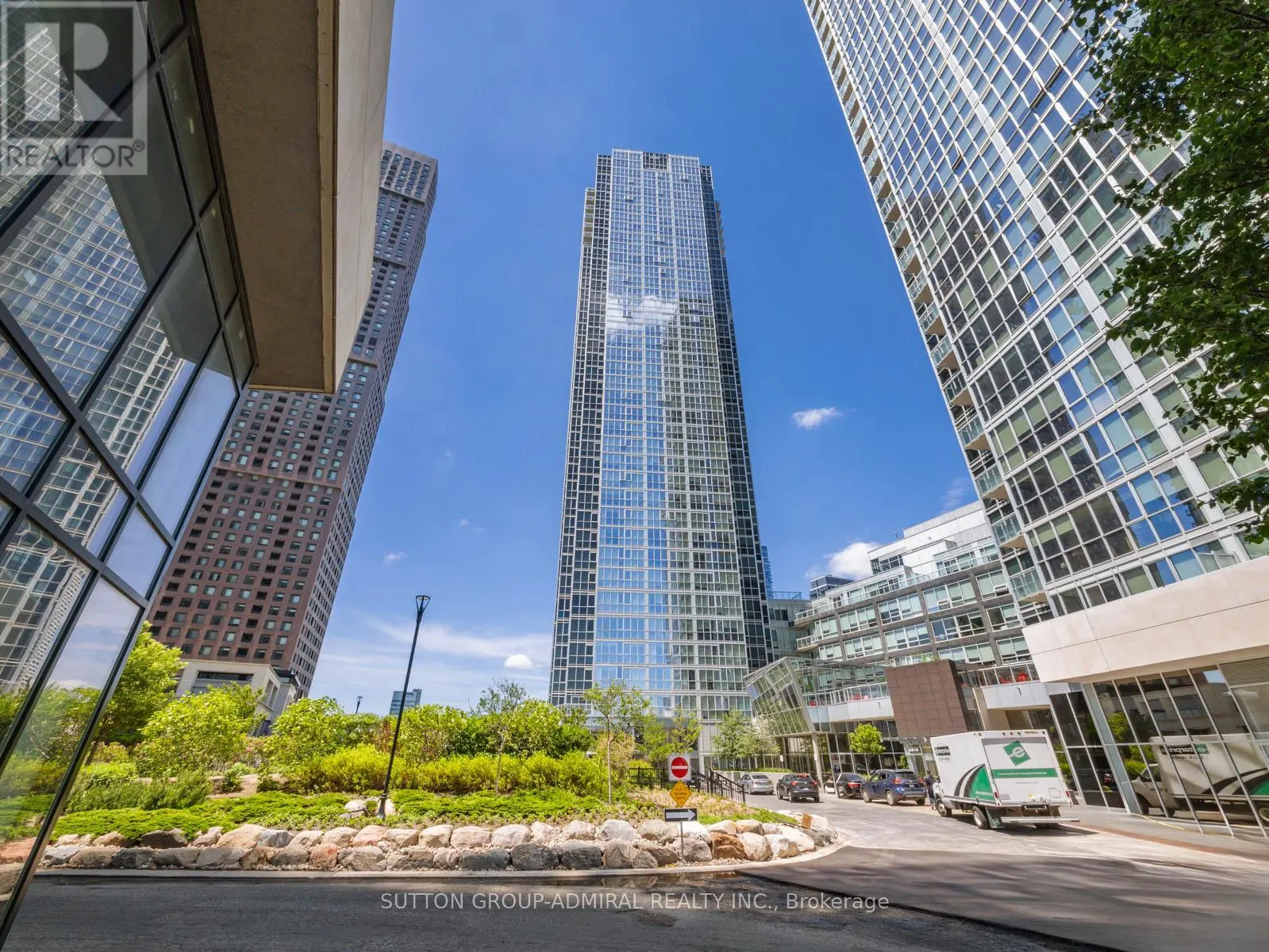 1305 - 2916 HIGHWAY 7 ROAD