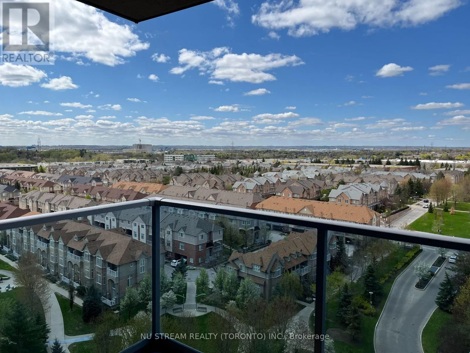 1651 - 23 COX BOULEVARD
