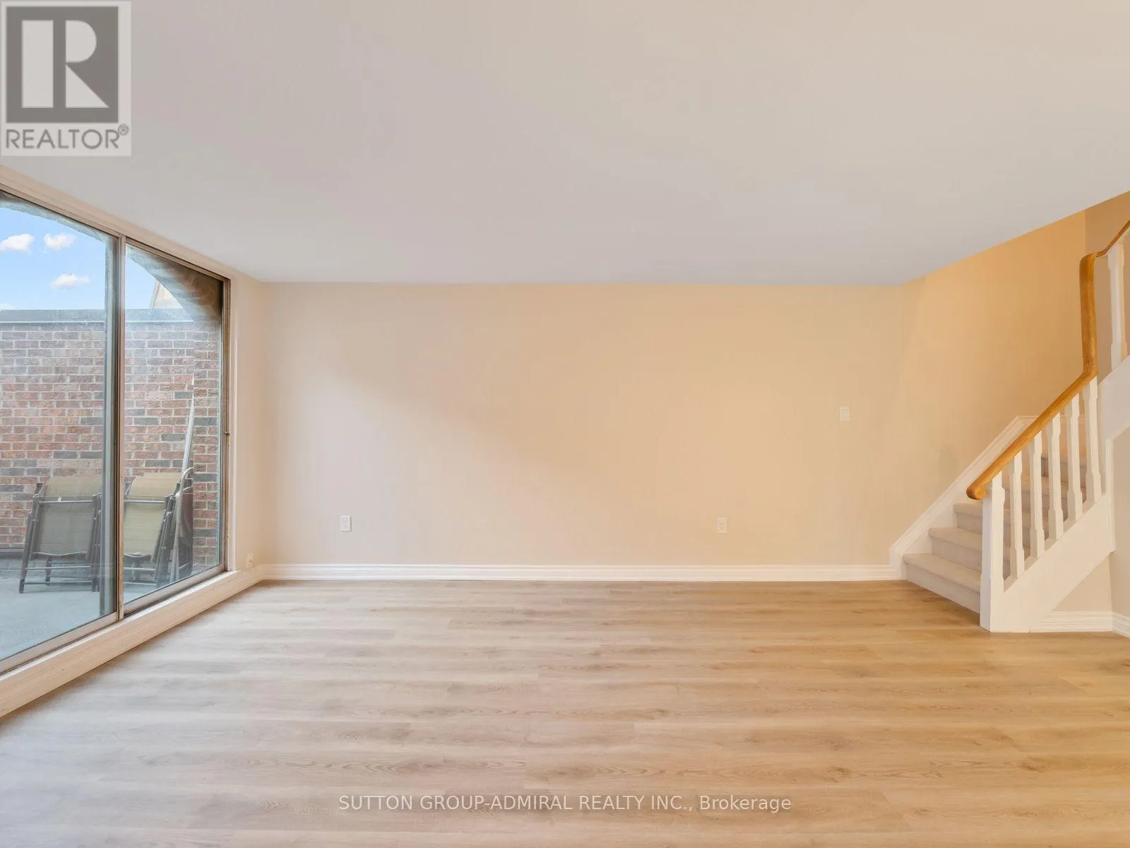 316 - 16 ELGIN STREET