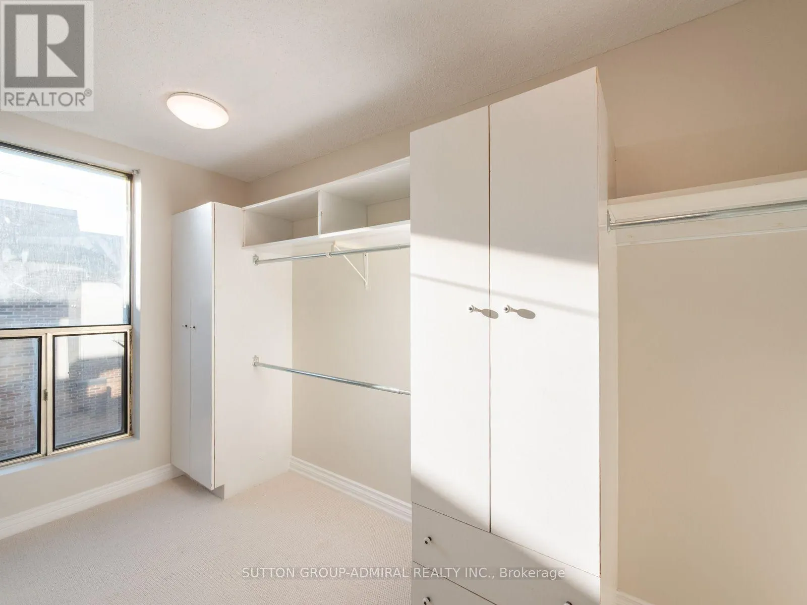 316 - 16 ELGIN STREET